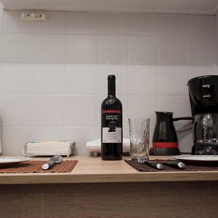 אתונה Central Apartment 3' To Metaksourgio Metro Station מראה חיצוני תמונה