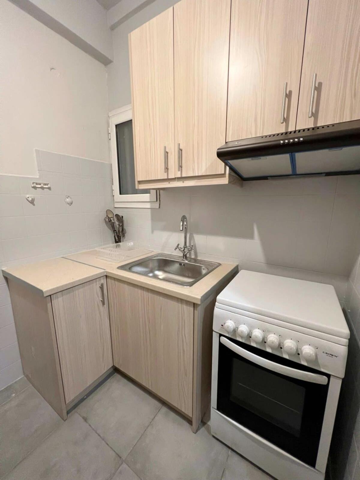 אתונה Central Apartment 3' To Metaksourgio Metro Station מראה חיצוני תמונה
